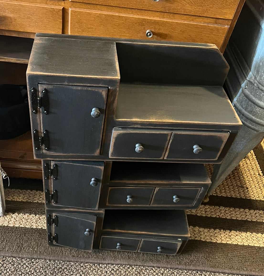 Prim Cubby With Door