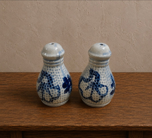 Stoneware Salt & Pepper